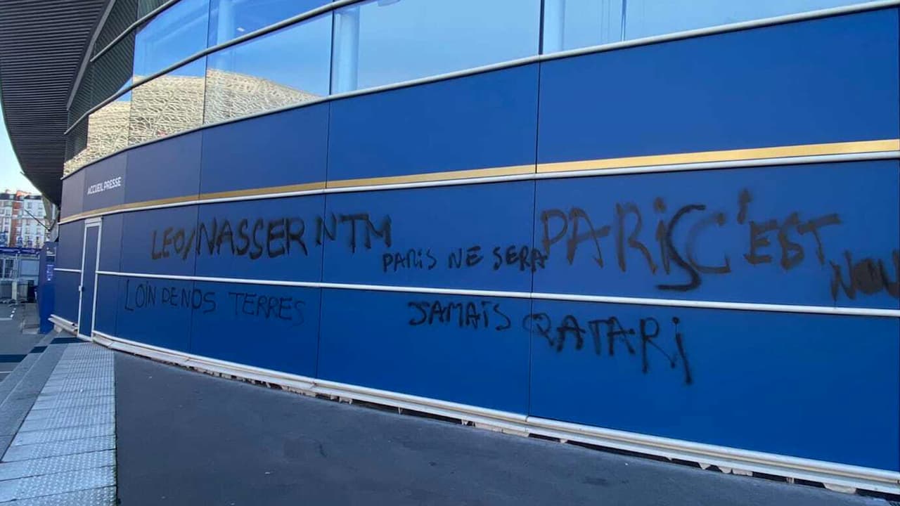 Vandalizan instalaciones del PSG con insultos a Leonado y Al-Khelaifi