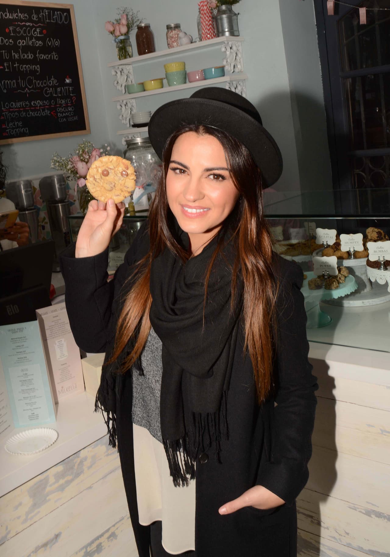 <b>Maite Perroni</b> llega al puesto 6 emocionada y agradecida con sus fanáticos, pues en Instagram tiene 3.9 millones de seguidores, un número que ha logrado gracias a su popularidad desde que apareció en 'Rebelde'.