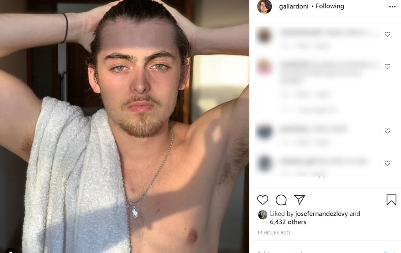 En esa plataforma publicó
<b><a href="https://www.instagram.com/p/CEFuBlZpP94/" target="_blank">esta foto </a></b>en donde hizo gala de sus habilidades como modelo.
<br>