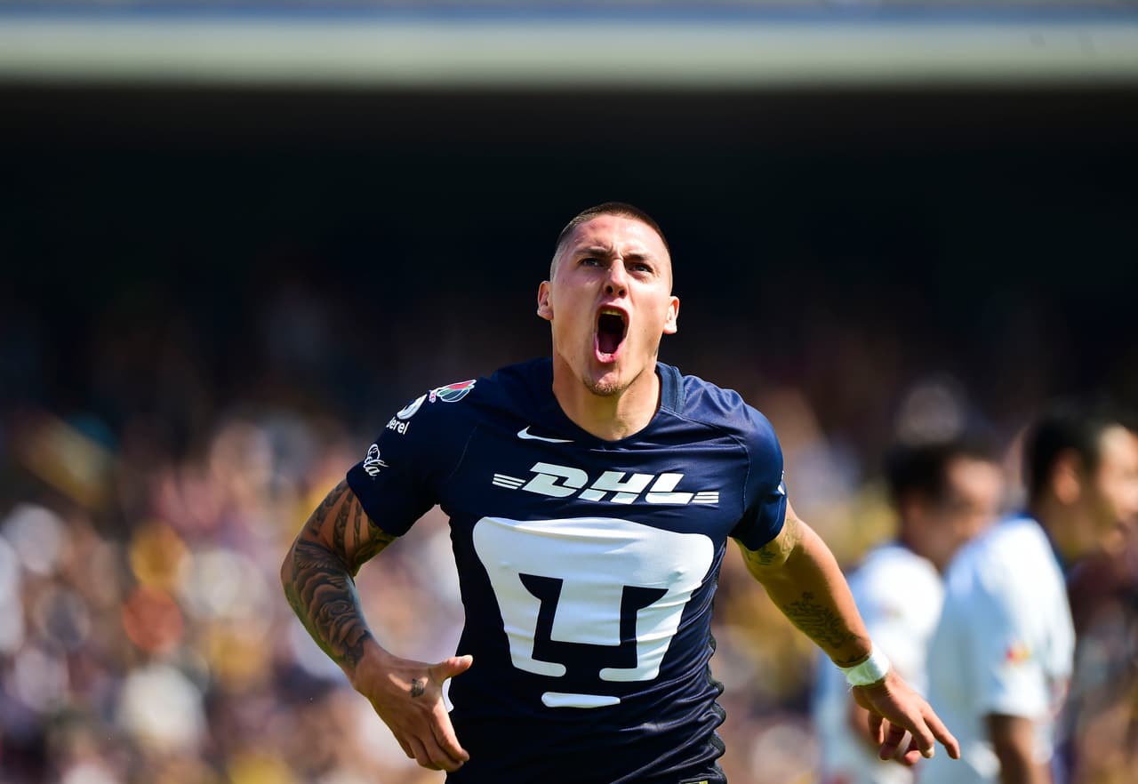Pumas apostó por el poder goleador del chileno Nicolás Castillo, un jugador de recambio en la selección chilena y que formó parte del combinado campeón del continente.
