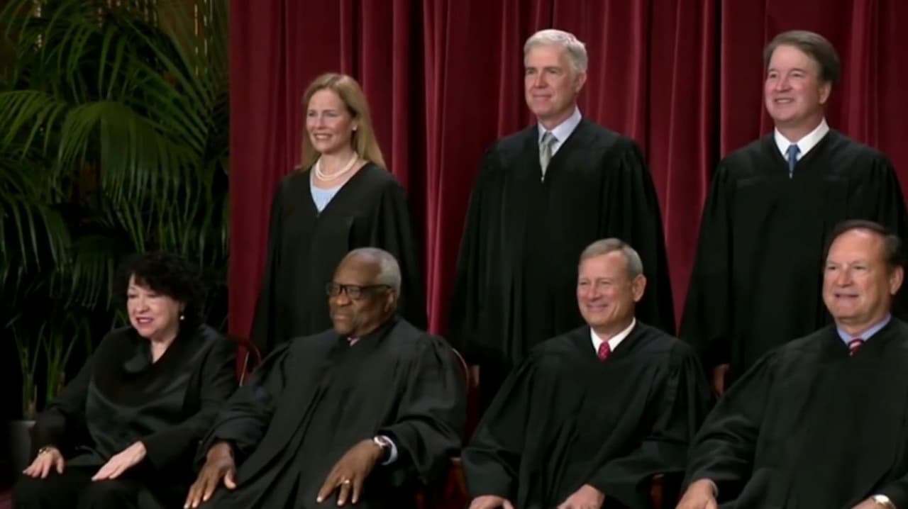 Abogado analiza la legalidad de la propuesta para cambiar la ciudadanía por nacimiento