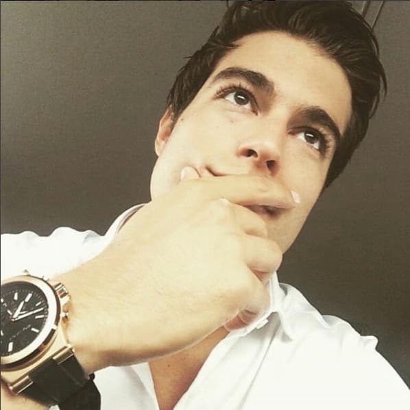 No dejes de ver a Danilo Carrera en "Pasión y Poder" a las 9PM/8C por Univision.