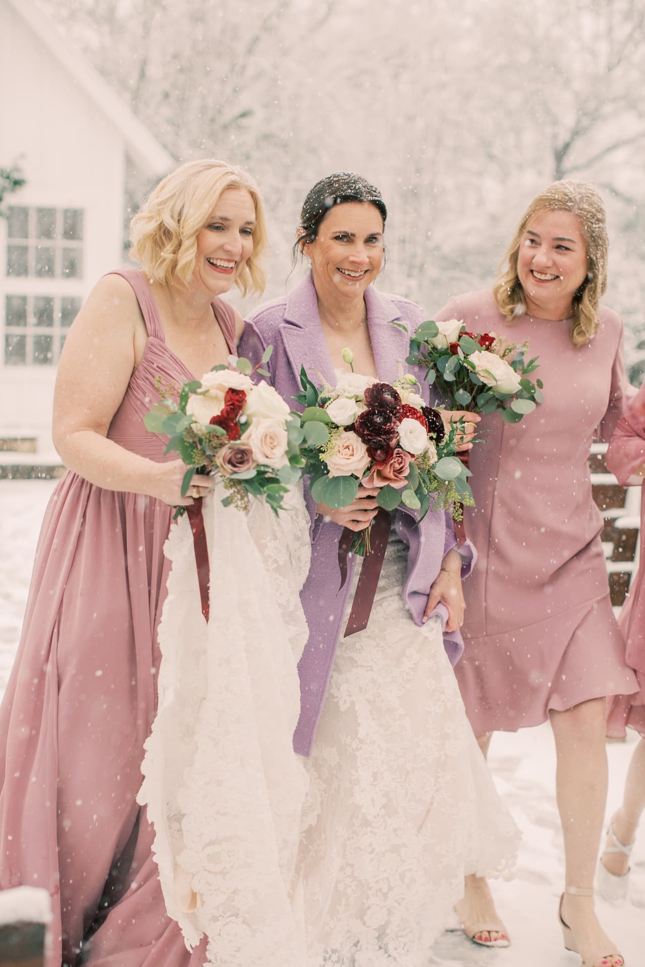 “Tuvimos nuestra boda este domingo en 7f Lodge y todavía no podemos creer lo increíble de ese día”, indicó Loo.
<br>