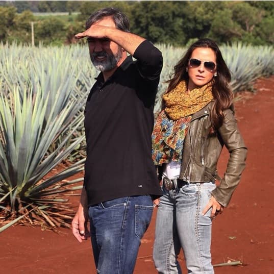 La canción 'Tequila' es el tema oficial del tequila Honor que la actriz mexicana lanzó.