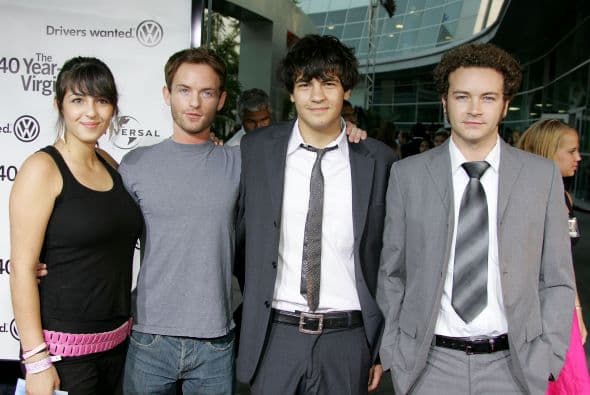 Sus otros hermanos son Jordan Masterson ("Last Man Standing") y Christopher Masterson ("Malcolm in the Middle"). Ellos practican la Cienciología, religión de Tom Cruise y otros famosos. Mira aquí los videos más chismosos.