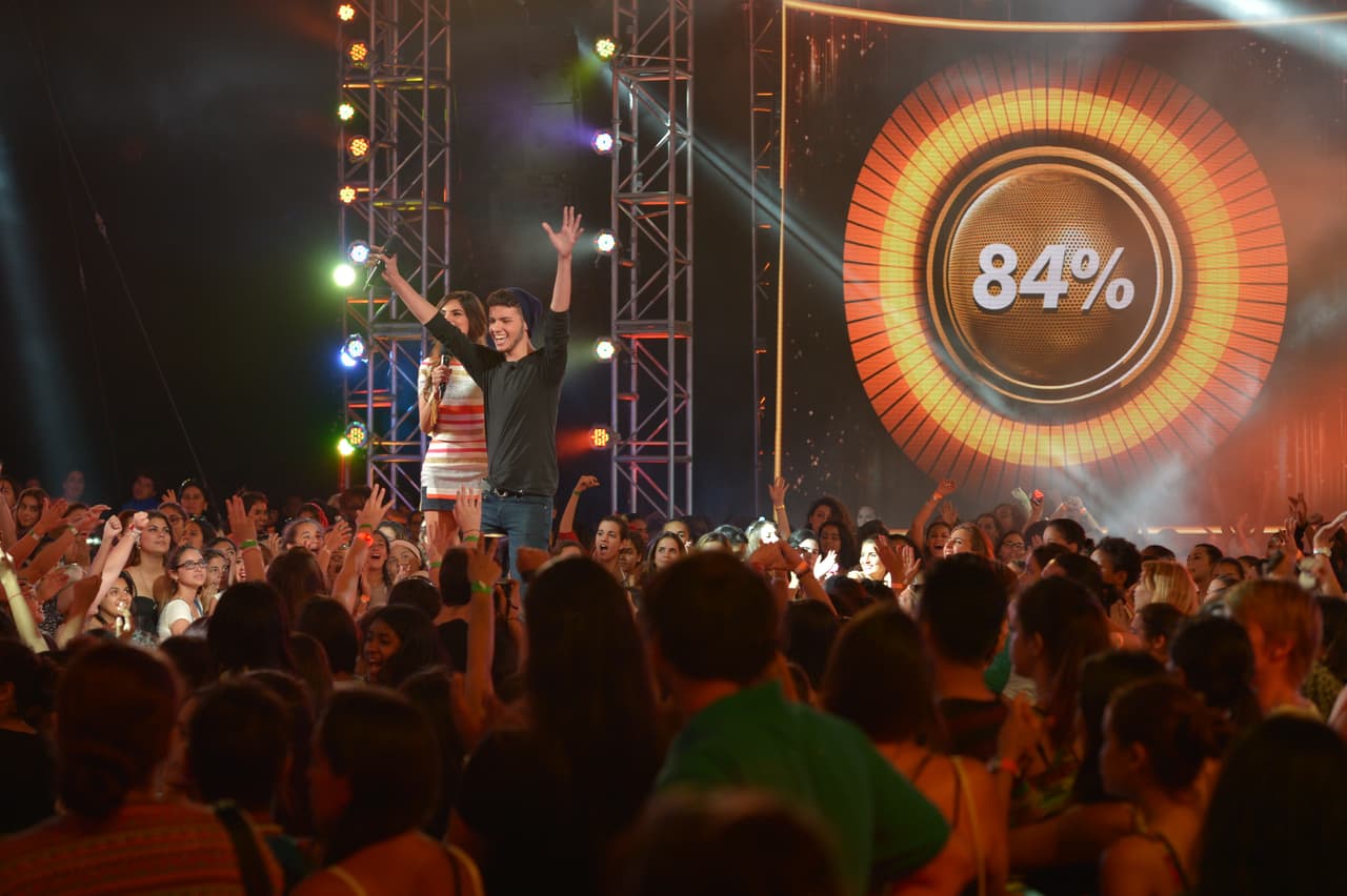 El boricua fue el último en audicionar en Miami Beach. Aunque los jueces admitieron que no fue la mejor presentación, le dieron el codiciado SÍ. Ricky, Laura y Alejandro lo acompañaron hasta afuera para despedirse en grande.