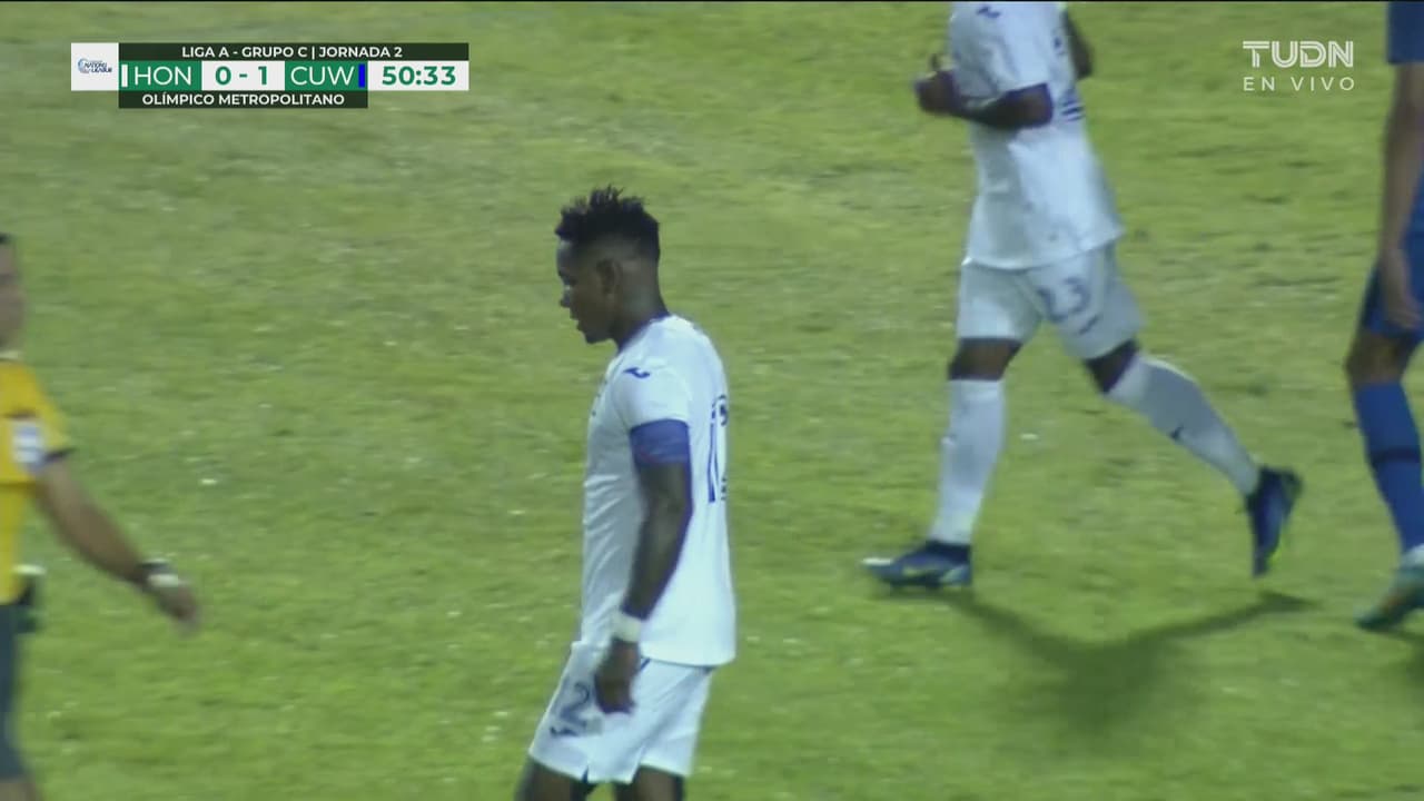 ¡Horrible definición! Quioto tenía el empate y falla frente al portero