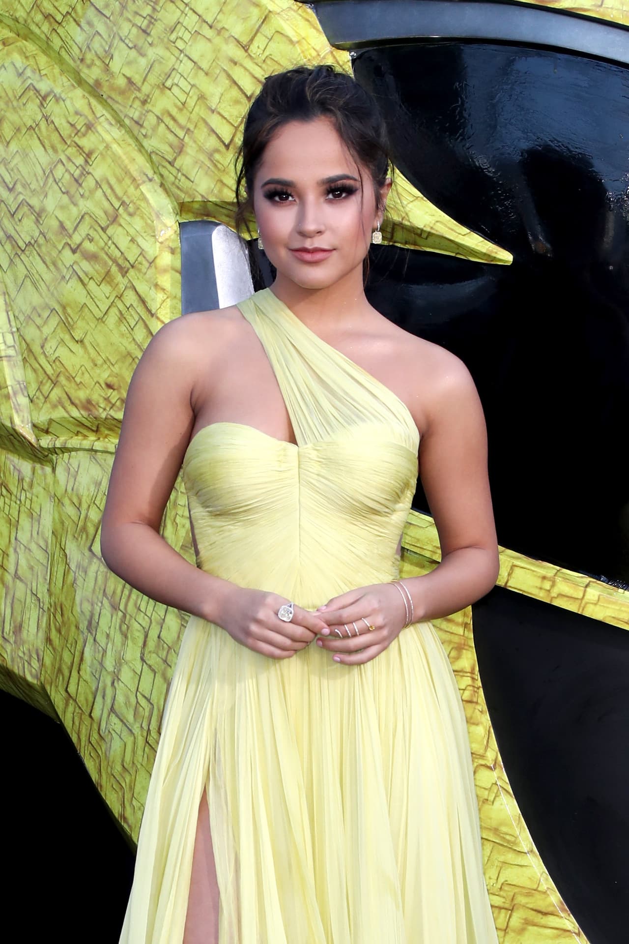 Becky G aseguró en un post de Instagram que se siente agradecida con Selena por el camino que le abrió a las mujeres jóvenes para ser ellas mismas.