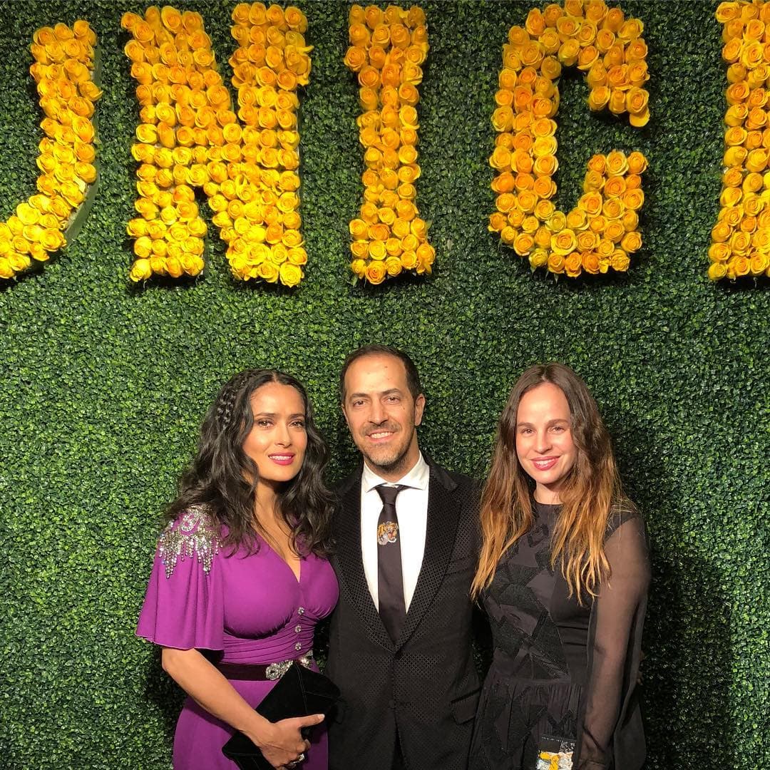 El hermano de Salma Hayek está casado con una diseñadora de joyería