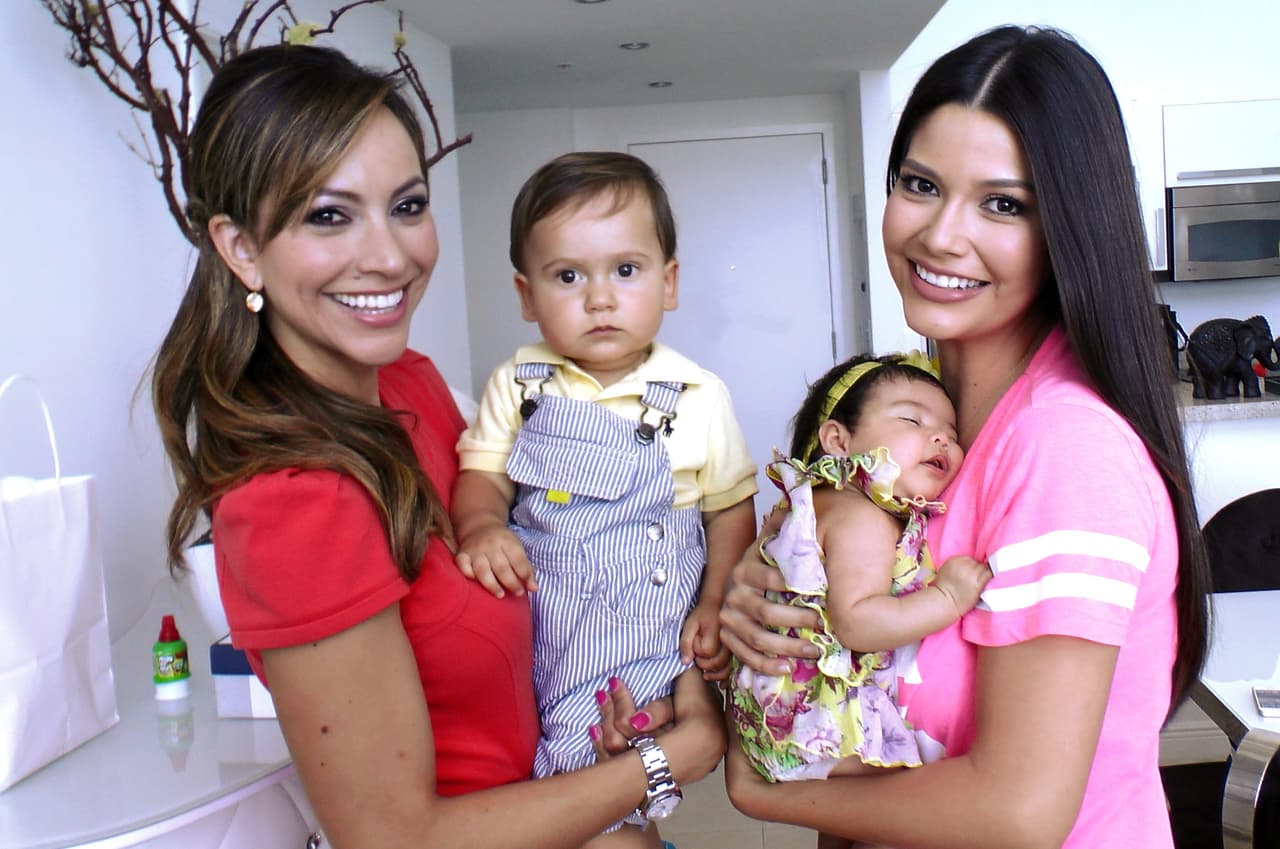 ¡Finalmente! Satcha y Ana pudieron presentar a sus bebés.