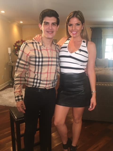 Adriel Favela con nuestra Fer