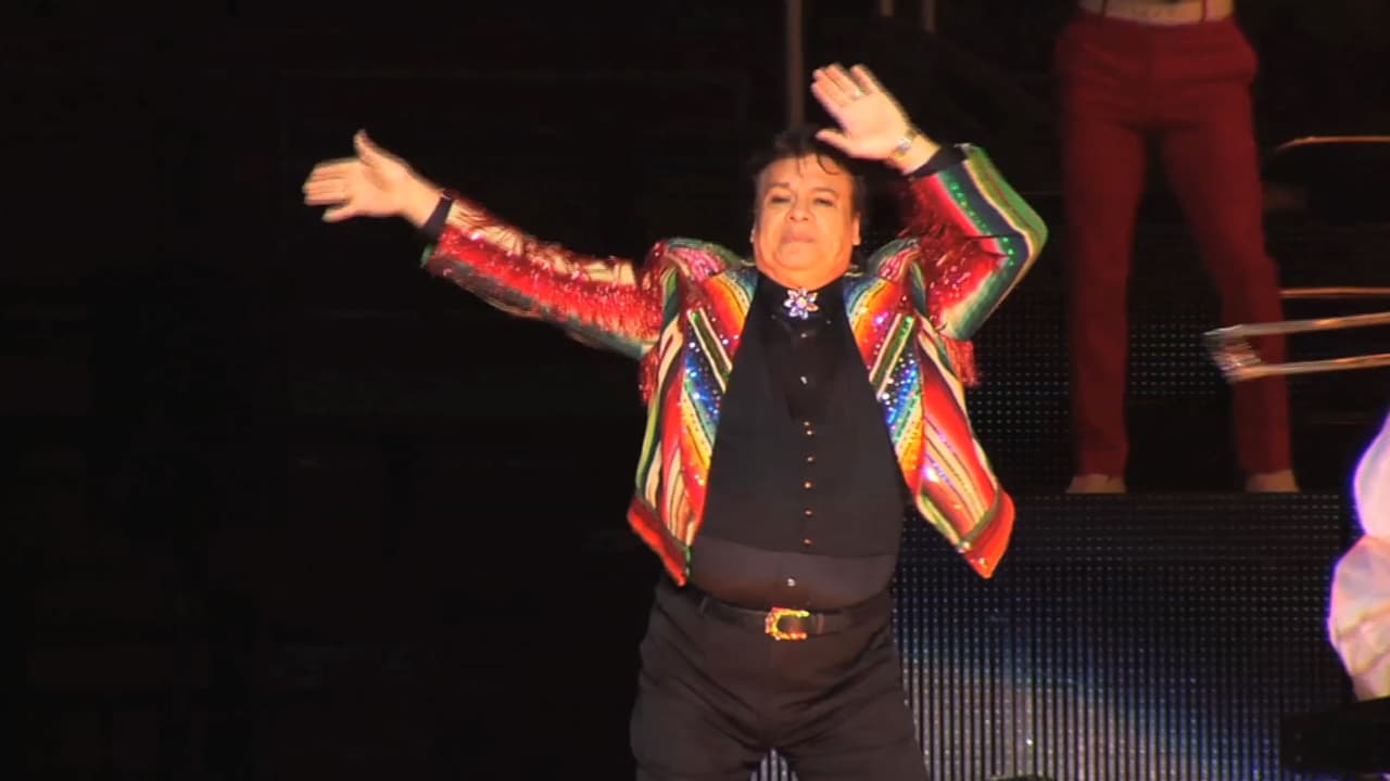 No cabe duda, Juan Gabriel no se pone límites.