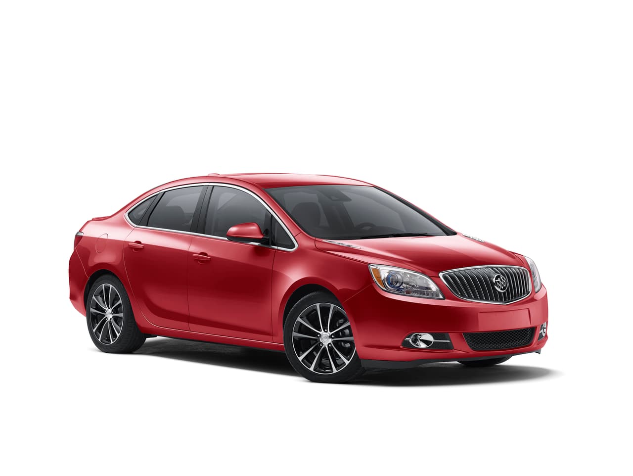 <b>Buick Verano</b>
<br>Tuvo una vida muy corta debido a sus bajas ventas. Era el sedán de entrada a la familia Buick, el cual no pudo competir contra rivales como el Acura ILX.