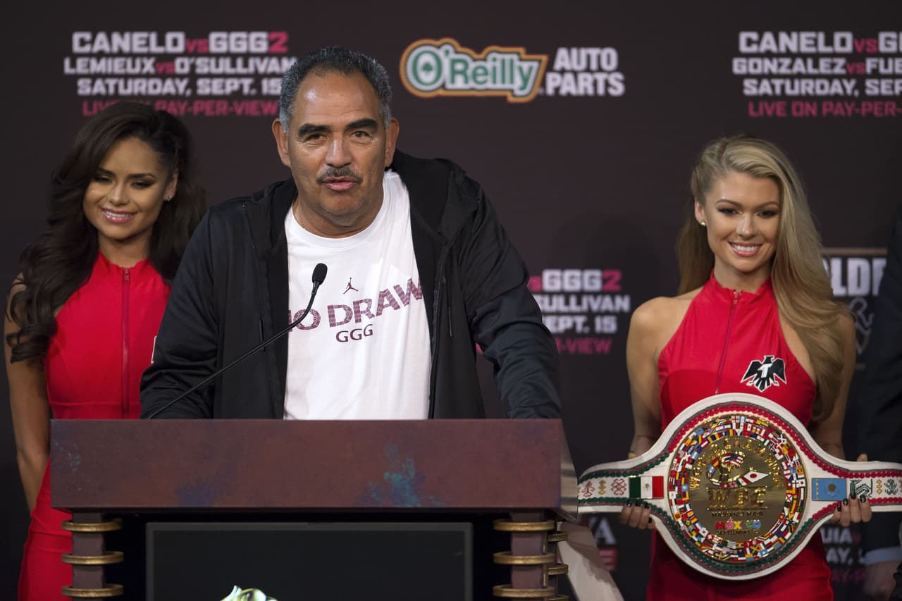 Uno de los más grandes incitadores en este proceso ha sido el trainer de 'GGG', el mexicano Abel Sánchez. Instigó por meses a Canelo por el vendaje, los guantes o el clembuterol. Hoy, fue moderado.