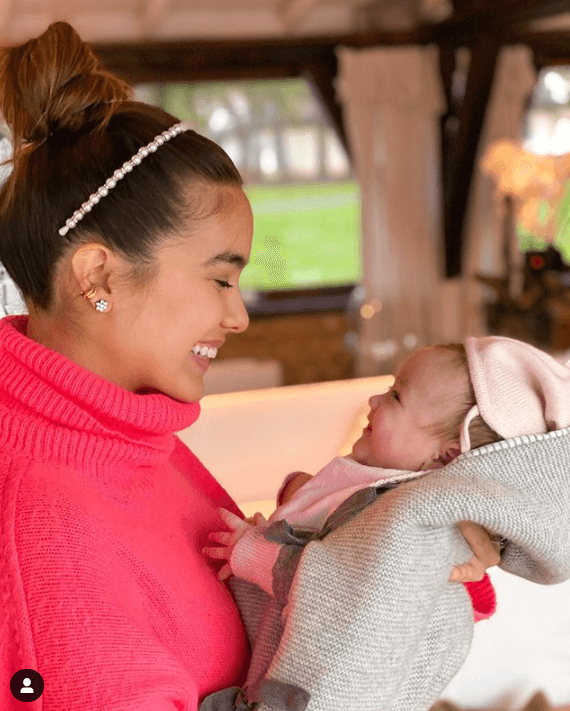 Explicó que decidieron llamarla Blu Jerusalema por un asunto bíblico: "Al llamar Blu a nuestra hija, hemos querido traer, metafóricamente hablando, el mar a Jerusalén para, de esta manera, quitar el miedo de nuestras vidas".