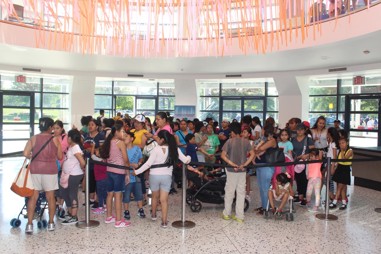 Las familias llegaron en masa al evento "Regresa a clases" de Noticias Univision 41