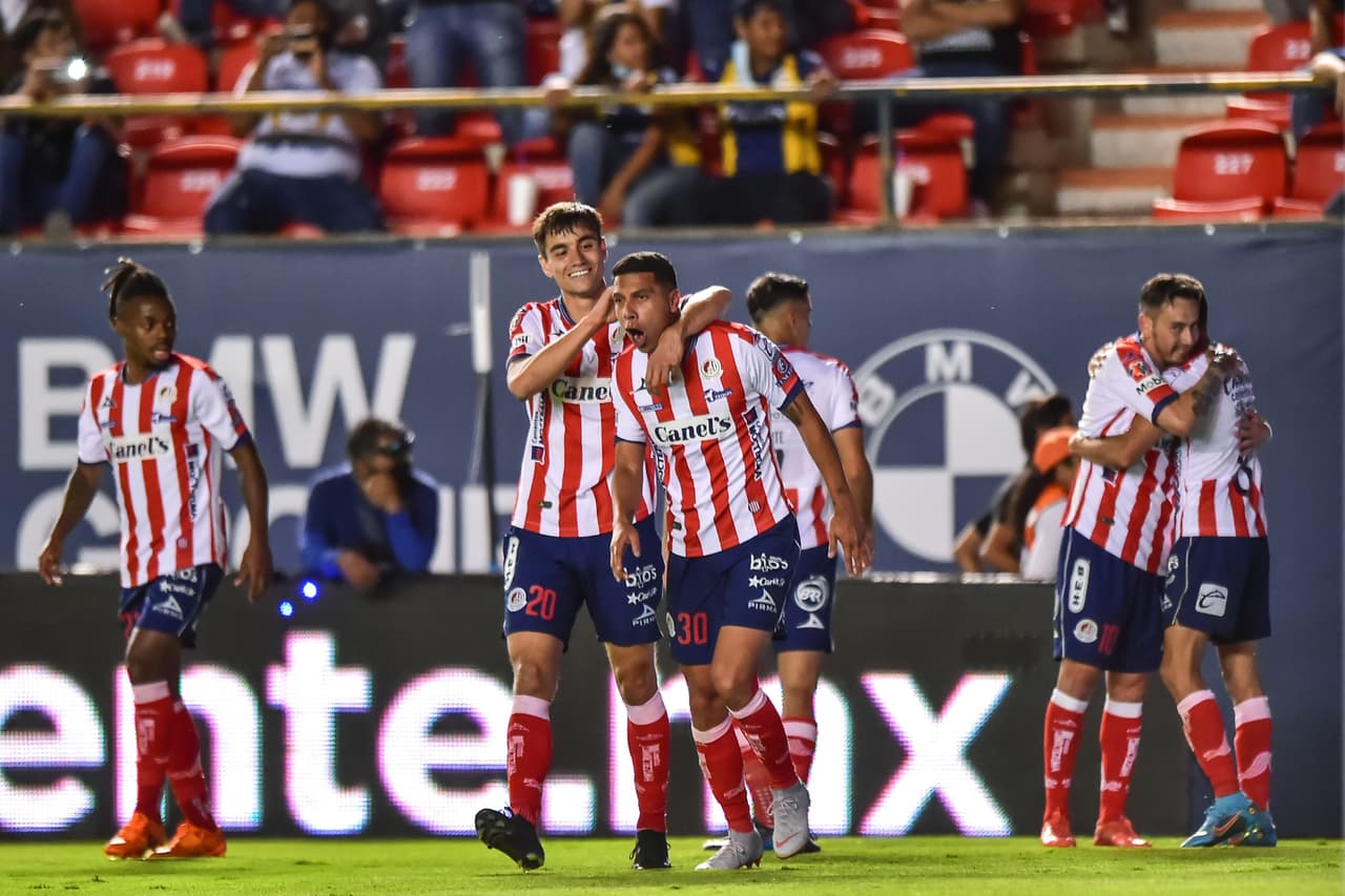 Atlético de San Luis se impuso gracias a los goles de Germán Berterarme y Luis Fernando León.