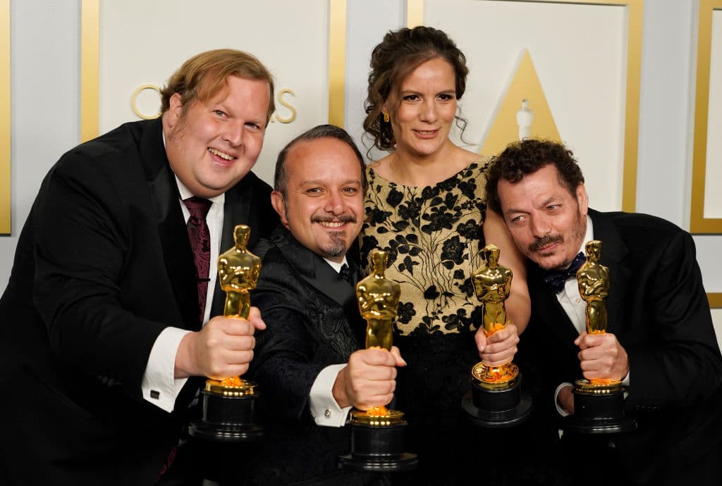 Carlos Cortes, Michellee Couttolenc y Jaime Baksht, fueron la cuota mexicana entre los ganadores de los Premios Oscar 2021, por su trabajo en 'Sound of metal', producción premiada en la categoría de 'Mejor sonido'.