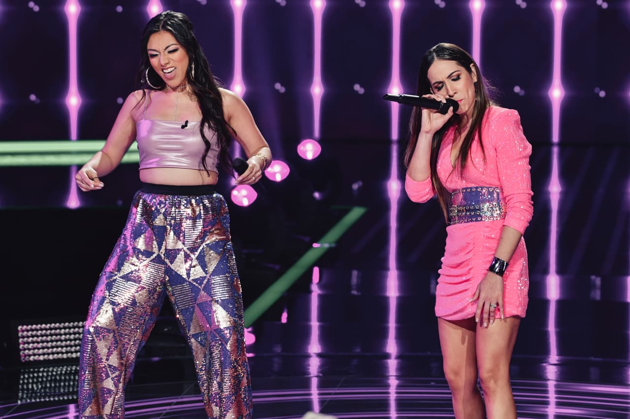 El escenario se llenó de reggaetón gracias a las voces de Fátima Poggi y Tatiana Liary, hicieron una versión del tema 'Felices los 4' de Maluma.