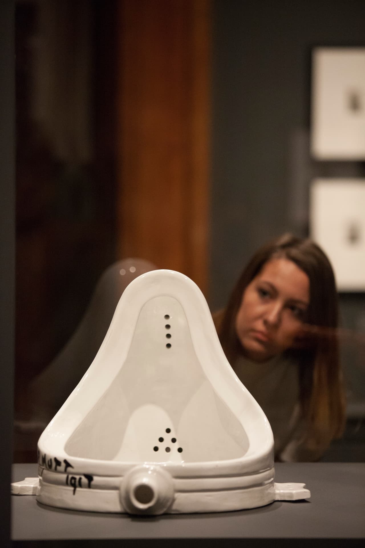 El portal 'ArtNet' resaltó que el perpetrador estuvo tres meses en prisión y pagó alrededor de 280 mil dólares por su acción. El hombre terminó por justificar que se trataba de una expresión artística.