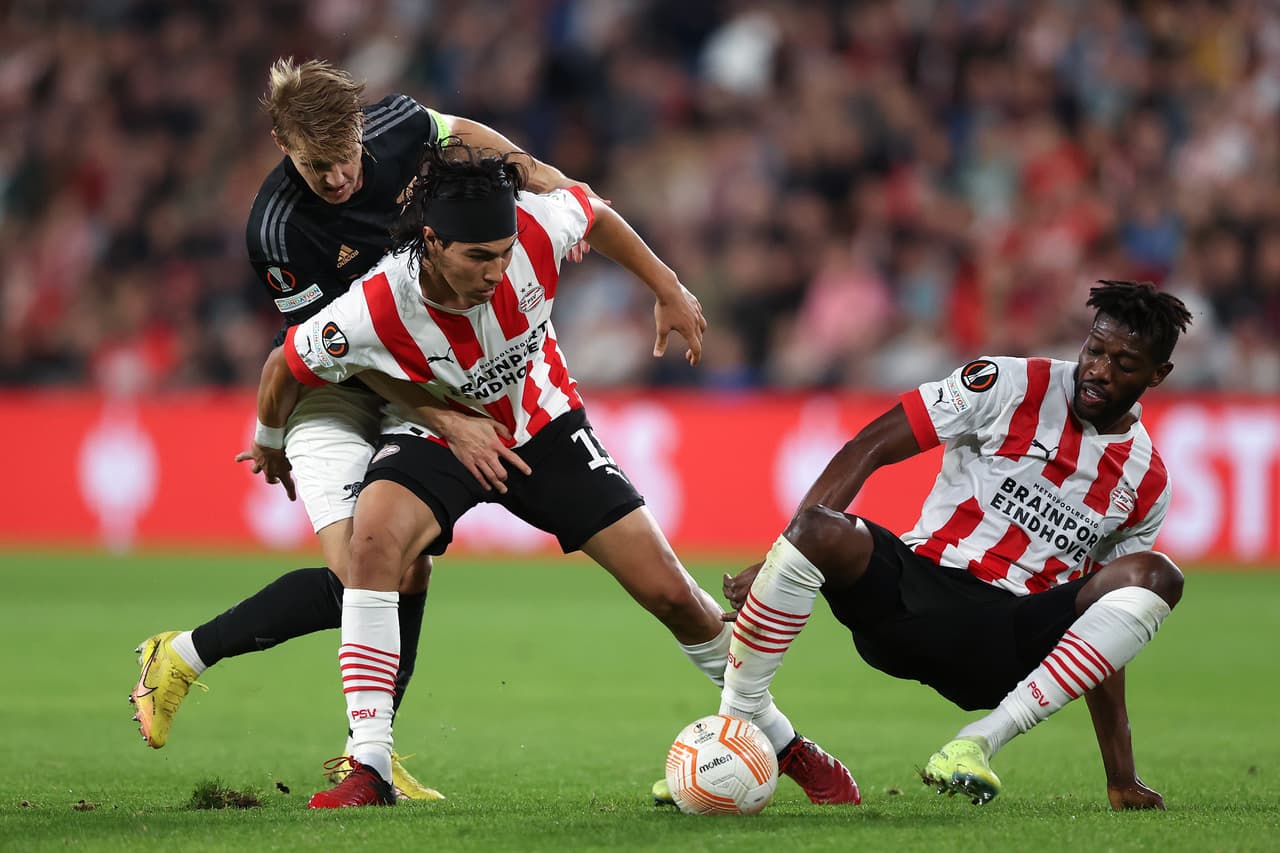 Guti y PSV derrotan al Arsenal; Lainez y Guardado sin actividad