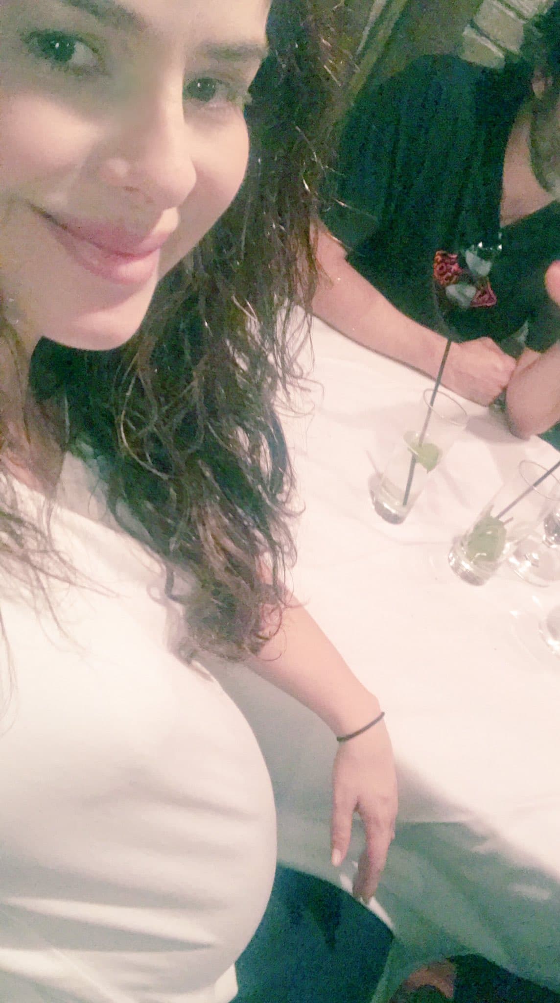 Se dice que el bebé llego al mundo a las 7 de la mañana, pero 
<b><a href="http://www.univision.com/temas/danna-garcia">Danna</a></b> prefirió reservarse los detalles.