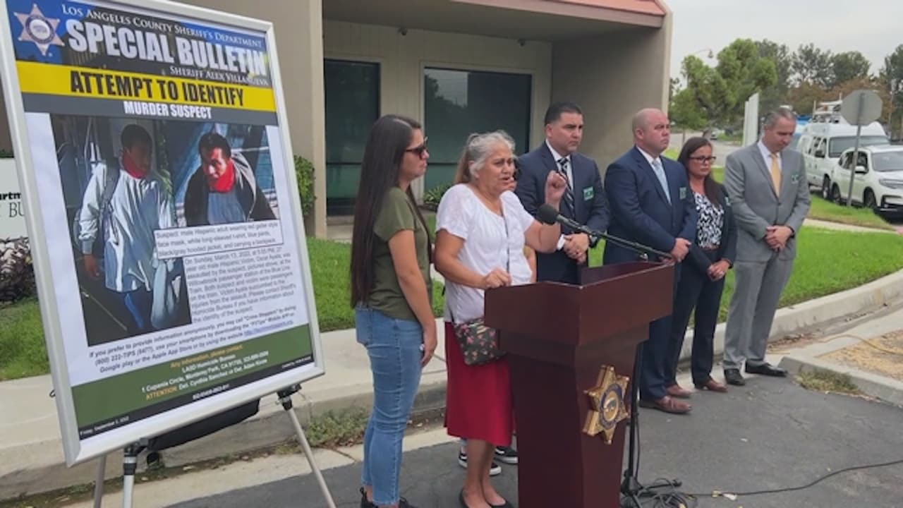El departamento del Algucil del Condado de Los Ángeles (LASD) y sus familiares realizaron una conferencia de prensa este viernes para pedir la ayuda del público para encontrar al sospechoso.