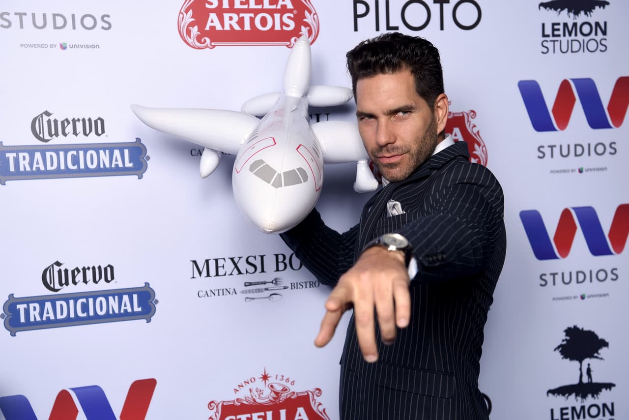 <b>Arap Bethke</b>
<br>Aunque no lo puedas creer, el guapo galán de 'La Piloto', 
<b>Arap Bethke, </b>es originario del continente africano, el actor nació en Nairobi, Kenia, el 12 de marzo de 1980. Su padre es de origen alemán, mientras que su madre es chilena.