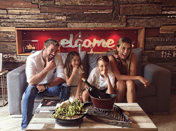 WIlliam Levy quiso comenzar rodeado del amor de su esposa e hijos.