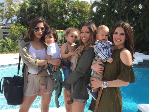 ¡Así o más hermosas! Alejandra Espinoza, Elizabeth López y Greidys Gil con sus adorables retoños.