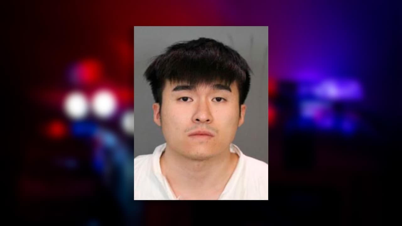 Hombre es acusado de asesinar a una pareja y quemar sus cuerpos en el desierto de California por una deuda de $80,000