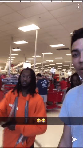 Todo ocurrió el pasado 23 de abril, en la tienda Target ubicada en Sandy Springs, en Atlanta, Georgia.