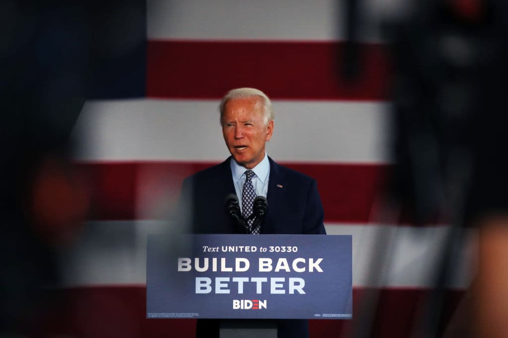 Biden anuncia un plan económico proteccionista para competir con el “América Primero” de Trump