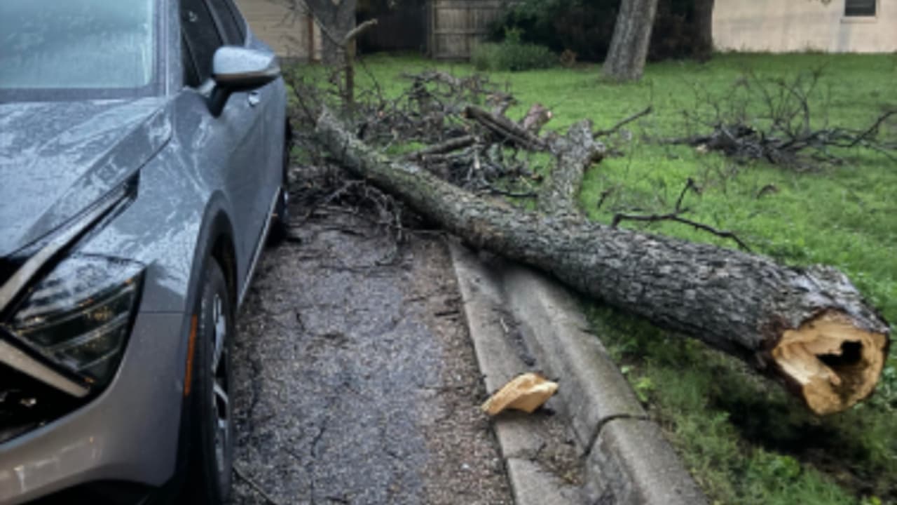 El tiempo severo de este martes viene tras varias semanas de tormentas. El 
<b>fin de semana largo por Memorial Day, <a href="https://www.univision.com/local/dallas-kuvn/cinco-muertos-heridas-texas-tormentas-severas" target="_blank">al menos siete personas murieron en Texas</a></b>; más de 20 víctimas por el mal tiempo en cinco estados del país.