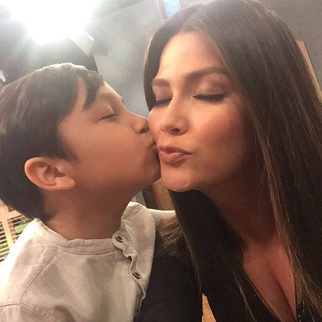 Muchos chicos quisieran estar en el lugar de Matthew, robándole el corazón a Ana Patricia.