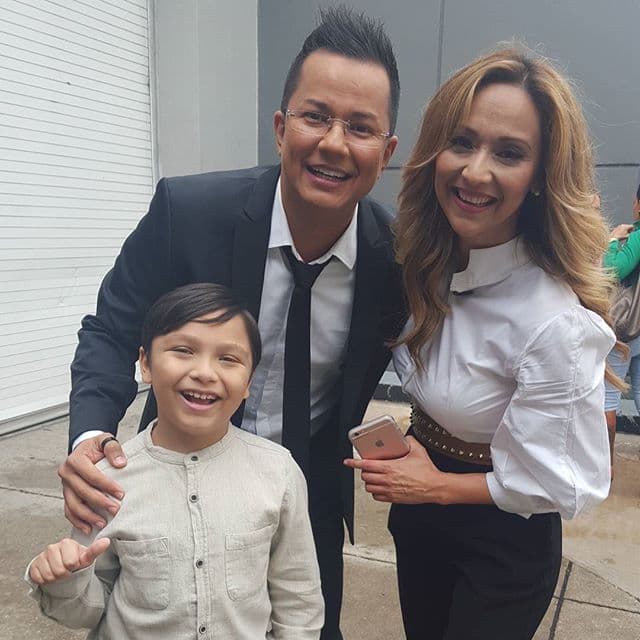 Trabajando duro con Charlie Zaa y Vero Bastos.