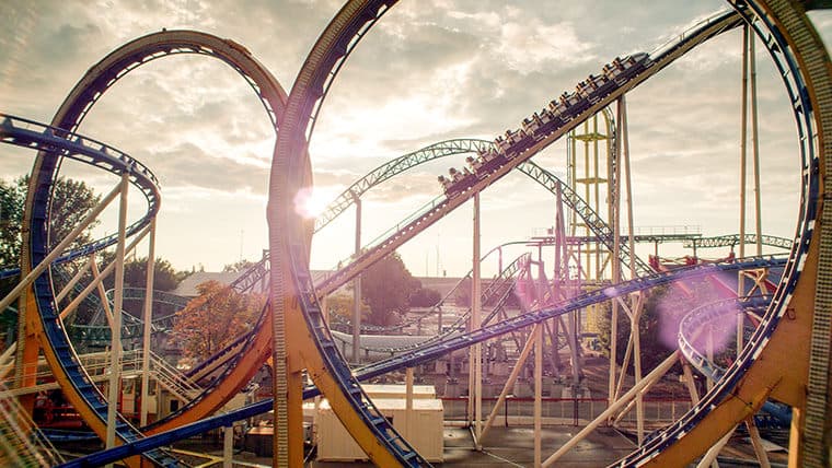 Hombre parapléjico demanda a parque de diversiones por daños sufridos en montaña rusa
