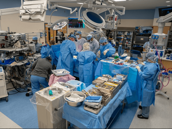 Primer trasplante de corazón en el hospital Dell Children's de Austin salva la vida a un adolescente