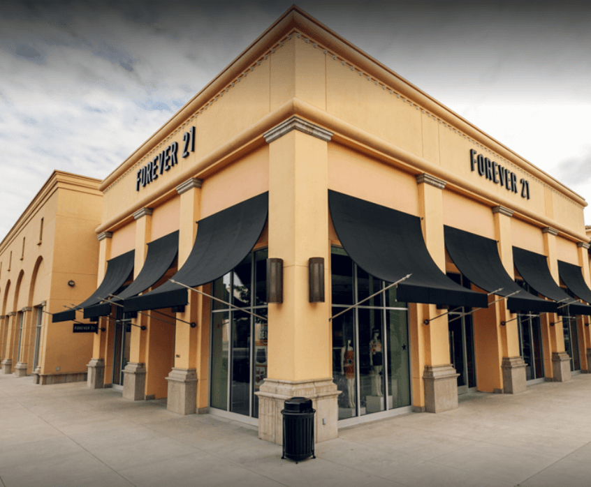 Centro comercial Palladio; 410 Palladio Pkwy., local 1941, Folsom, CA 95630.