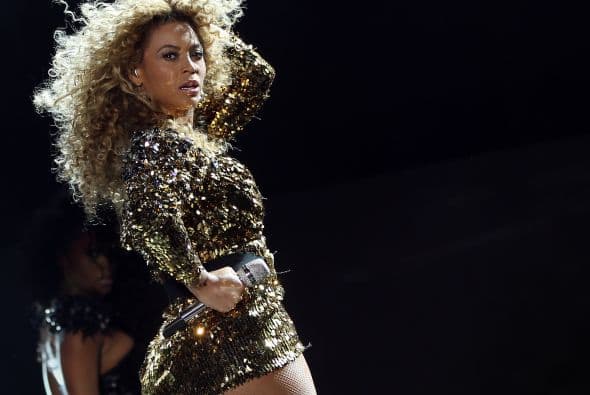 Beyoncé está más atrás, aunque no lo crean esta vez quedó relegada al décimo lugar.