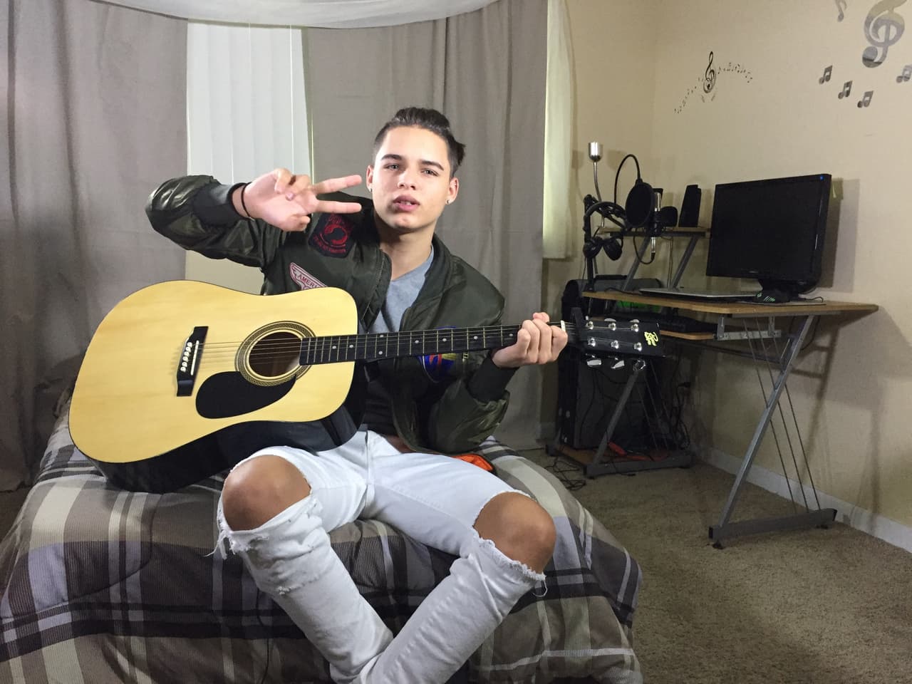 Brian, te deseamos mucha suerte y esperemos verte en La Banda ganadora.