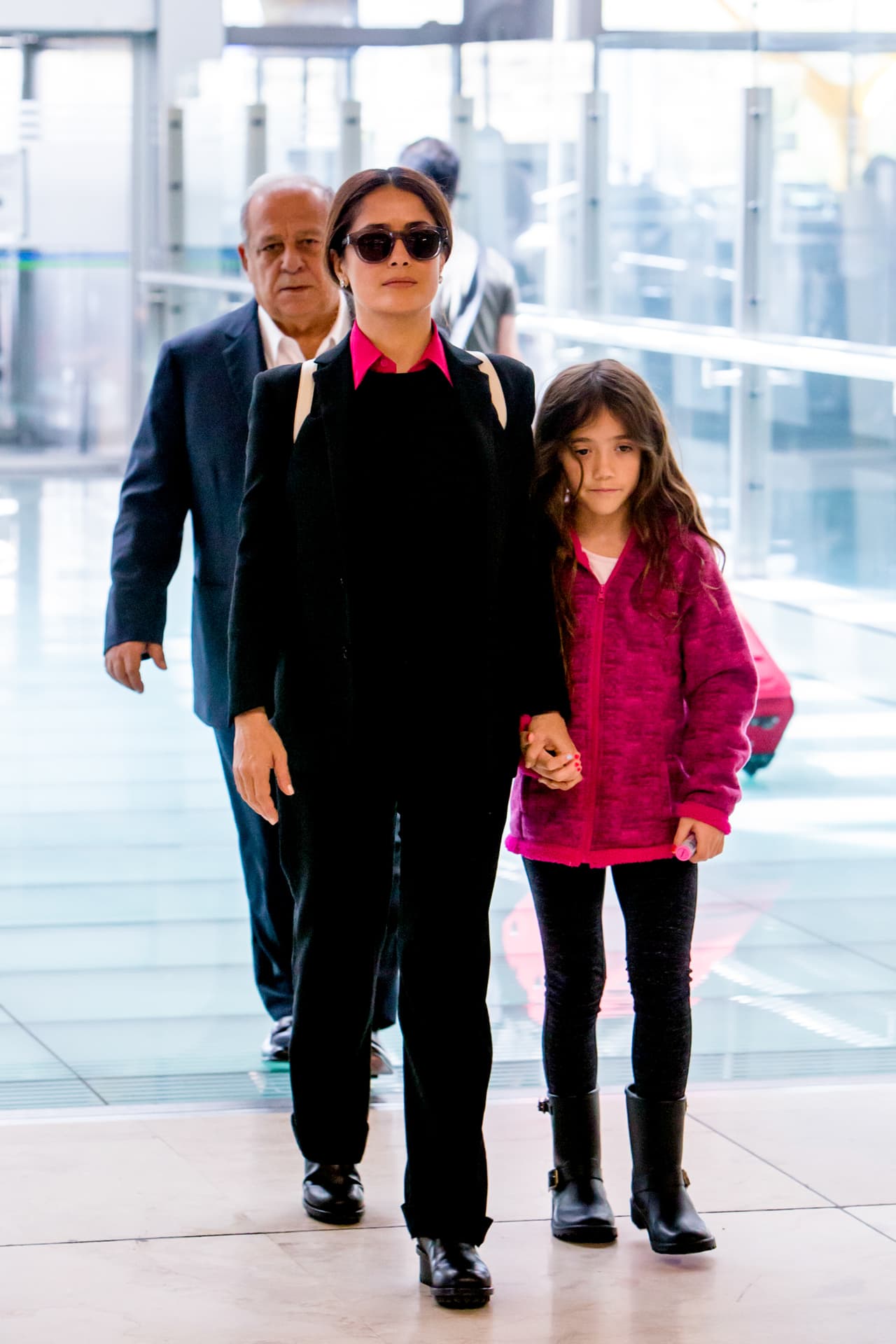 Hayek asegura que las dos llevan haciéndose pasar por la actriz desde hace tiempo.