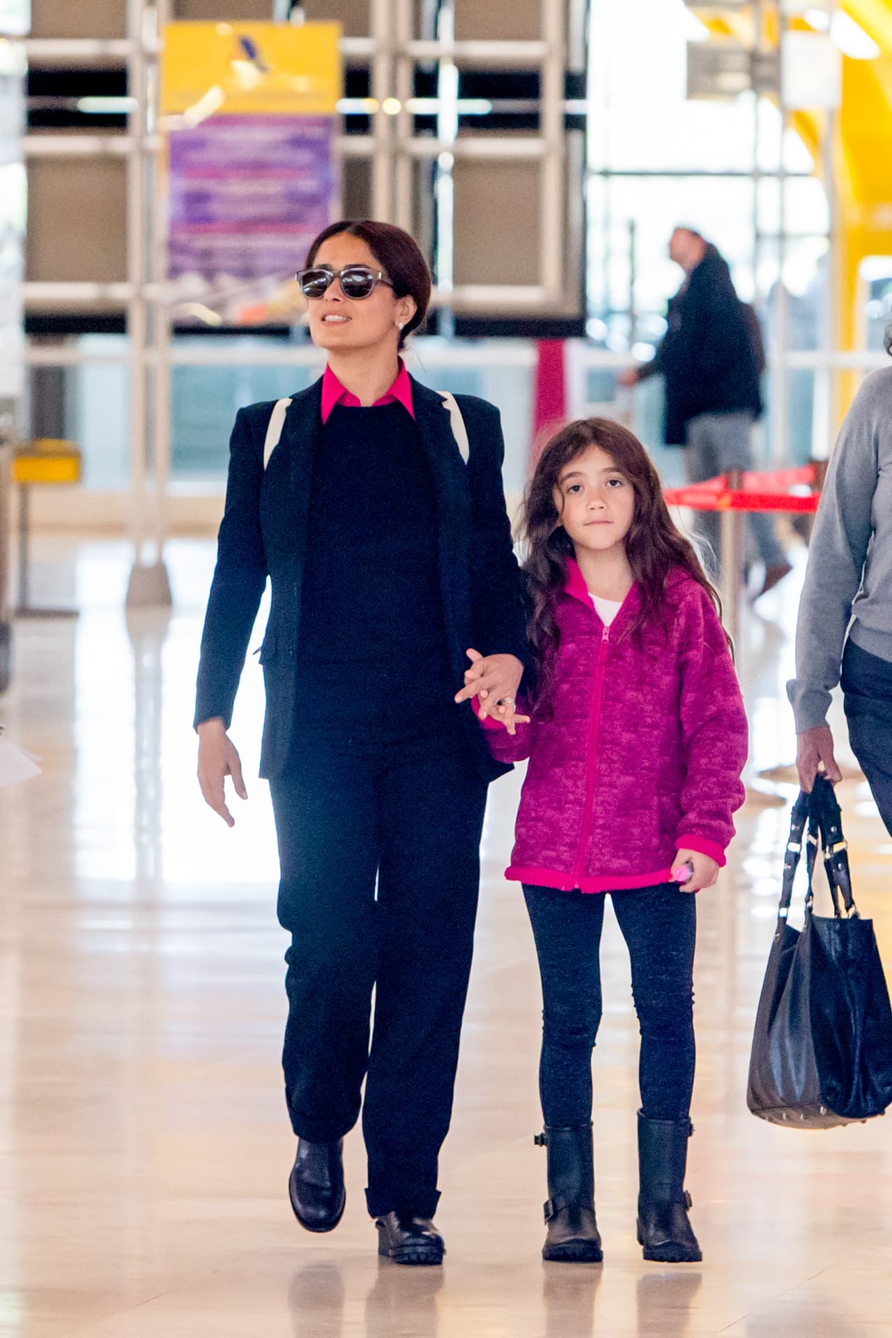 También han amenazado con secuestrar a su hija Valentina, de siete años.