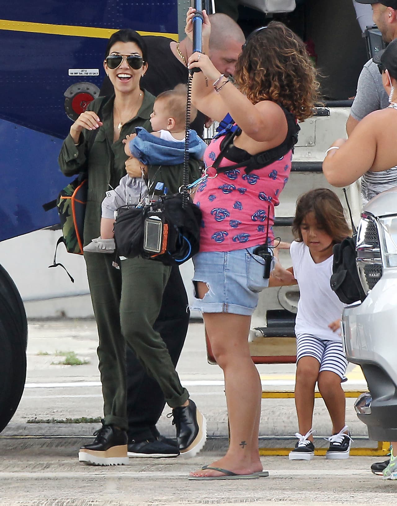 Hasta el final, el travieso Mason, su hijo mayor.