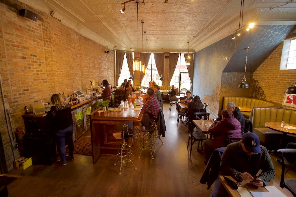 Osito's Tap en La Villita