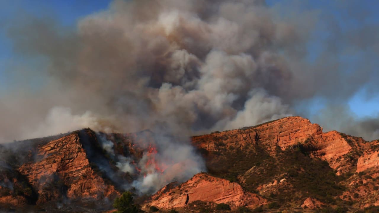 Vientos de Santa Ana regresan a Los Ángeles y activan bandera roja: Así pueden afectar