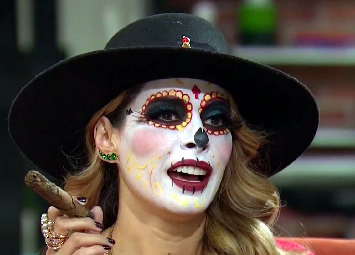 Nadie mejor que Galilea Montijo para interpretar a María Félix. 'La Doña' era igual de guapa que nuestra querida conductora.