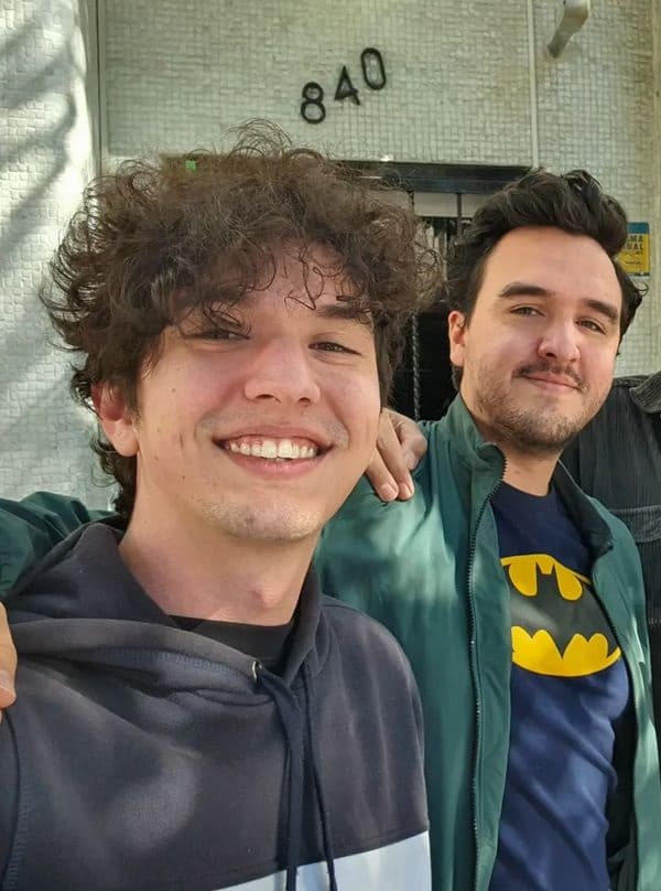 Fue la tarde noche del 18 de diciembre cuando medios de comunicación, como Milenio, dieron a conocer que autoridades localizaron los cuerpos sin vida de los artistas en una casa en la Ciudad de México.
<br>