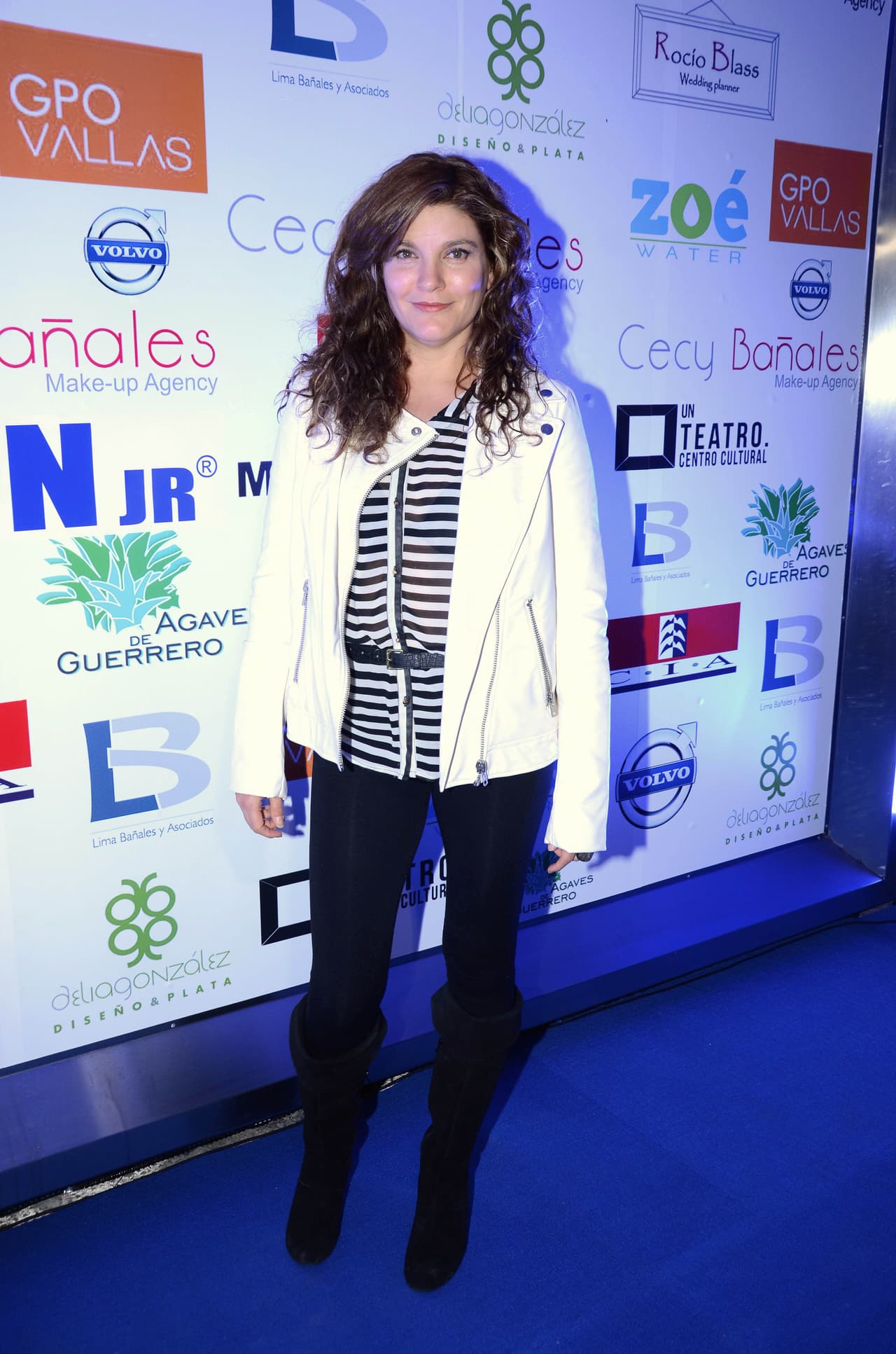 <b>Alpha</b> no le ha dado consejos a su hijo para interpretar este duro papel porque quiere dejarlo libre en esta nueva etapa, aunque externó su apoyo total en el comienzo de su carrera artística.