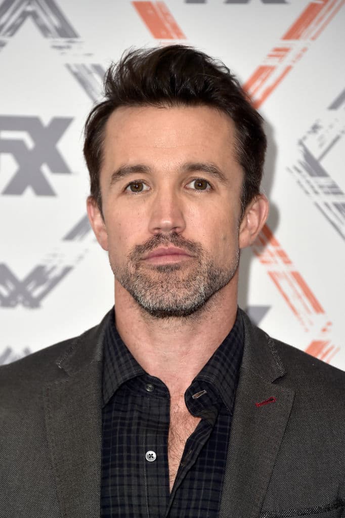 Reynolds escribió en su cuenta de Twitter “Muero de ganas por ir al Racecourse Ground. Hora de jugar”.